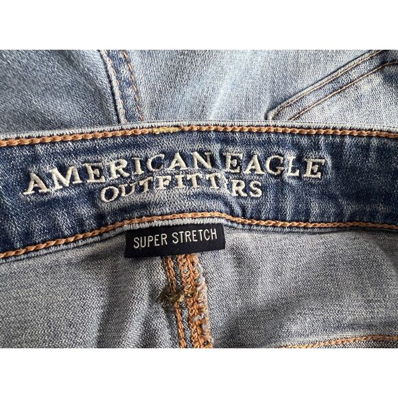 American Eagle Outfitters Women's Jegging Jeans Destructed Distressed Size 10 R - Picture 5 of 11